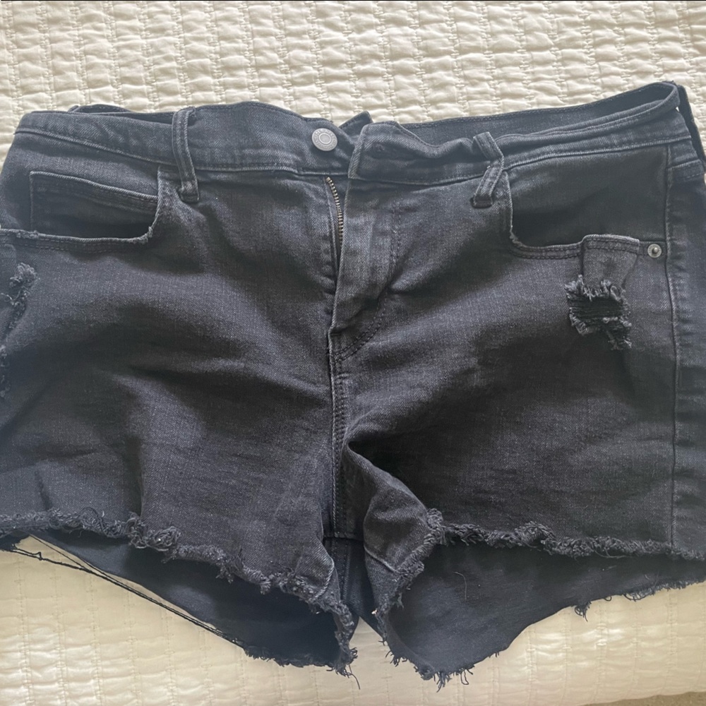black old navy shorts